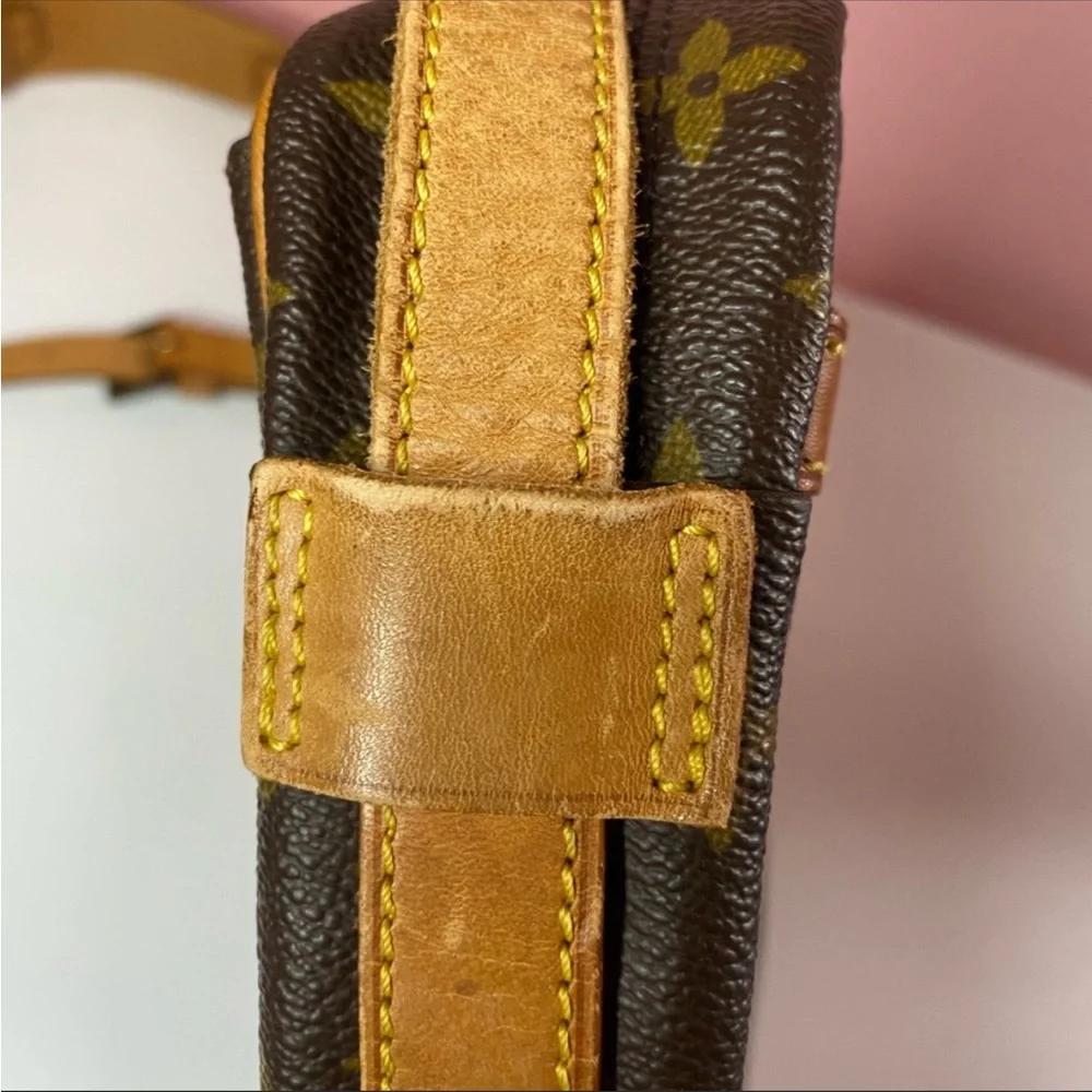 Louis Vuitton vintage lv